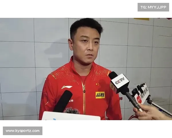 王皓回应粉丝要求没收徐瑛彬行李箱辣条:幽默回应引发网友热议 王皓回应粉丝要求没收徐瑛彬行李箱辣条:幽默回应引发网友热议